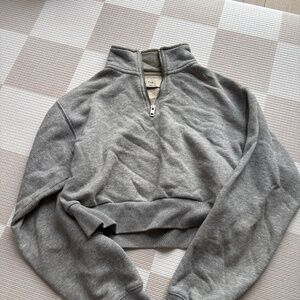 TNA cropped hoodie grey size xs